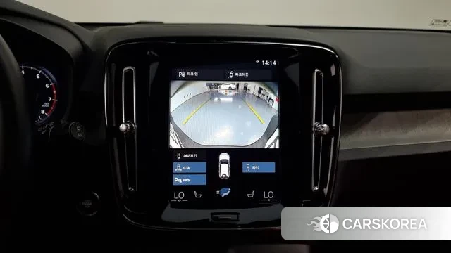 Volvo XC40 2021 Белый из Кореи, фото 5