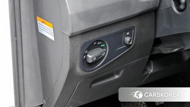 Volkswagen Tiguan second Generation 2019 Белый из Кореи, фото 5