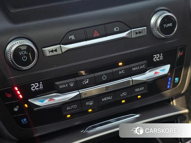 Ford Explorer 6th Generation 2020 Черный из Кореи, фото 5