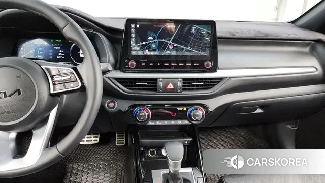 Kia The New K3 2nd generation 2024 Черный из Кореи, фото 5