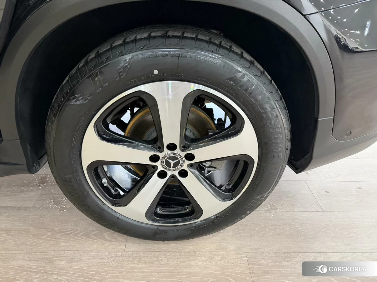 Mercedes-Benz GLC 2021 Черный из Китая, фото 5