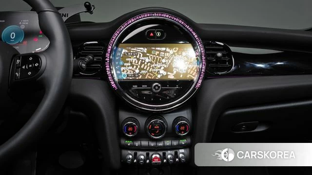 Mini Cooper Convertible 2024 Белый из Кореи, фото 5