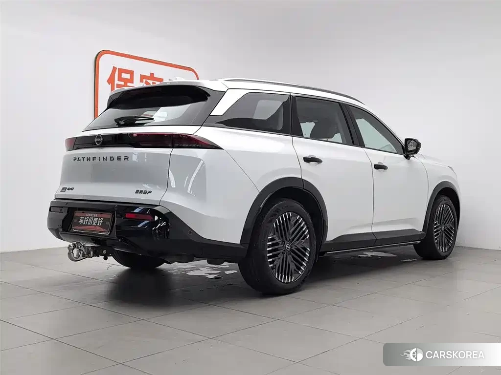 Nissan Pathfinder 2025 Белый из Китая, фото 5