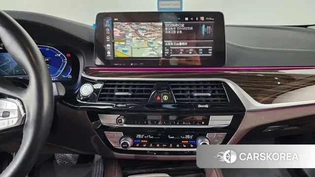 BMW 5 Series (G30) 2022 Белый из Кореи, фото 5