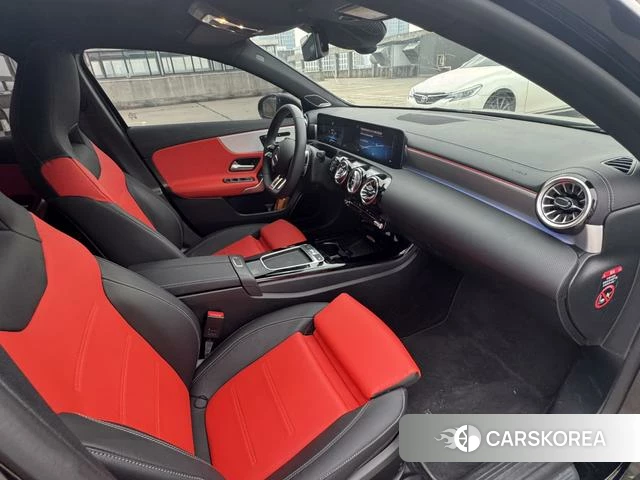 Mercedes-Benz Class A AMG (imported) 2024 Черный из Китая, фото 5
