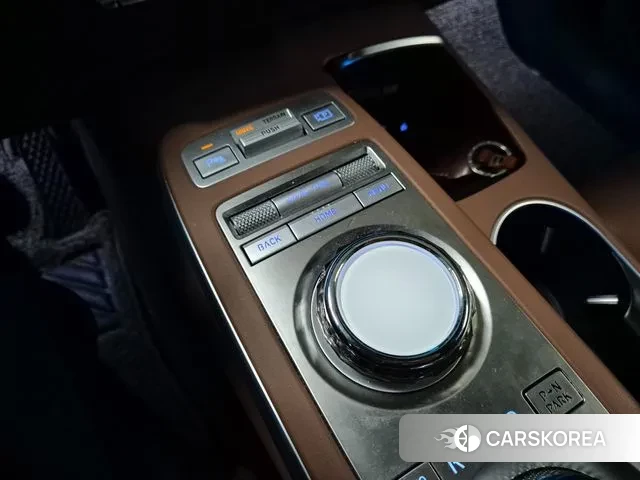 Genesis GV70 2022 Белый из Кореи, фото 5