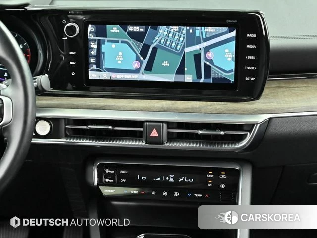 Kia K5 3rd generation 2022 Серебристо-серый из Кореи, фото 5
