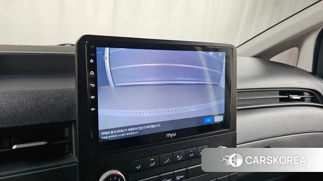 Hyundai Staria 2022 Белый из Кореи, фото 5