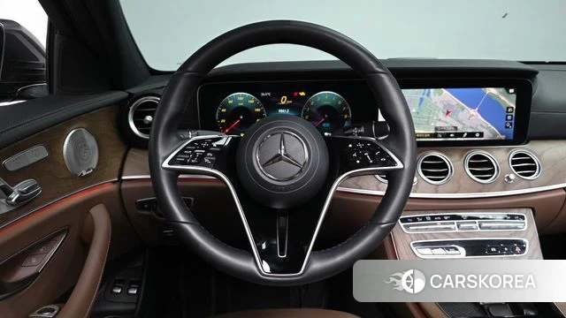 Mercedes-Benz E-Class W213 2021 Серый из Кореи, фото 5