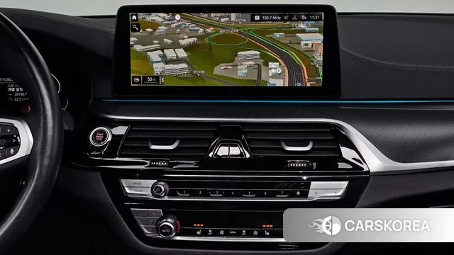 BMW 5 Series (G30) 2023 Синий из Кореи, фото 5