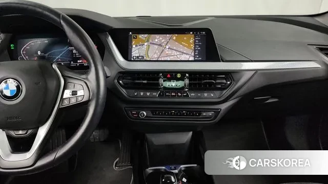 BMW 1 Series (F40) 2021 Черный из Кореи, фото 5