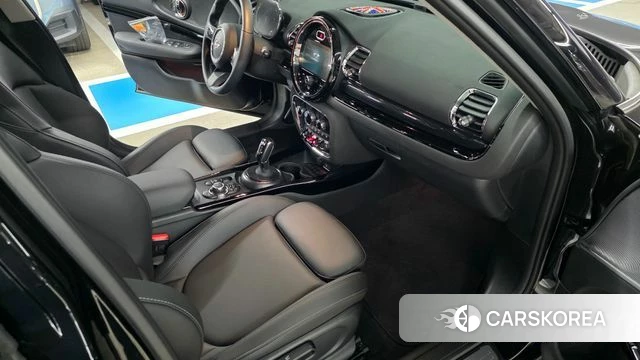 Mini Cooper Clubman 2023 Черный из Кореи, фото 5