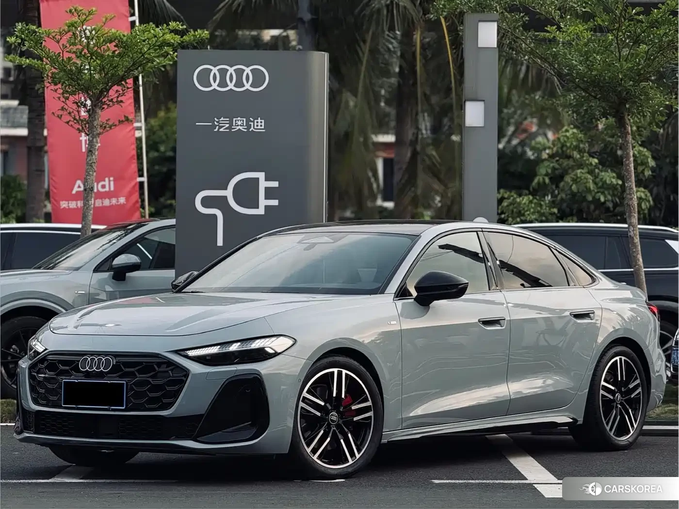 Audi A5L 2025 Silver/gray из Китая, фото 5