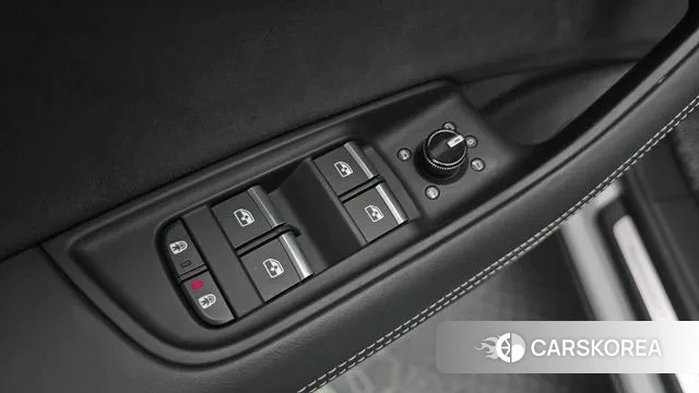 Audi Q8 (4M) 2023 Белый из Кореи, фото 5