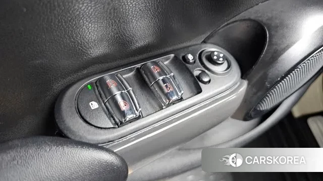 Mini Cooper 2019 Жемчужный цвет из Кореи, фото 5