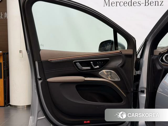 Mercedes-Benz EQS SUV 2025 Серебристо-серый из Китая, фото 5