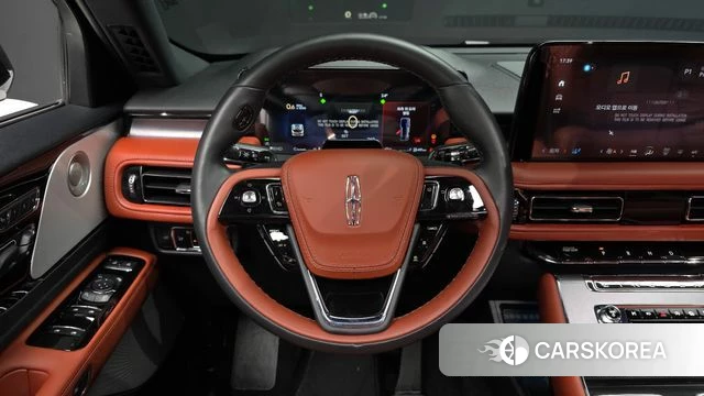 Lincoln Aviator 2nd generation 2025 Белый из Кореи, фото 5