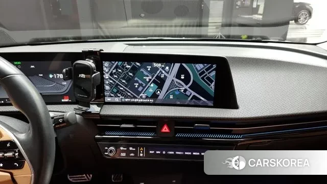 Kia EV6 2022 Черный из Кореи, фото 5