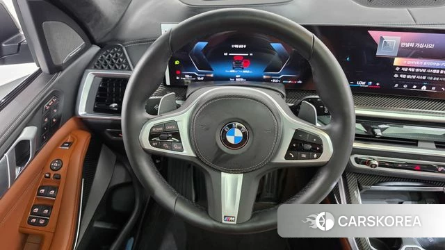 BMW X7 (G07) 2025 Черный из Кореи, фото 5