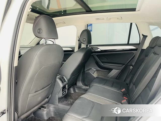 Volkswagen Tanyue 2020 Белый из Китая, фото 5