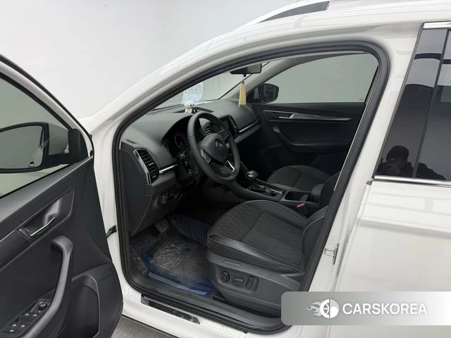 Skoda Krok 2022 Белый из Китая, фото 5
