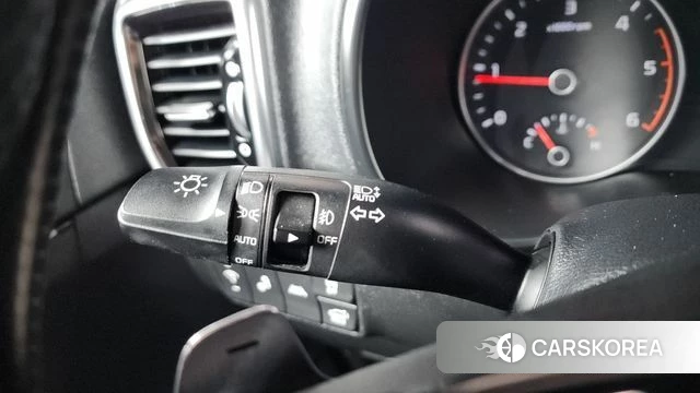 Kia Sportage The Bold 2018 Белый из Кореи, фото 5