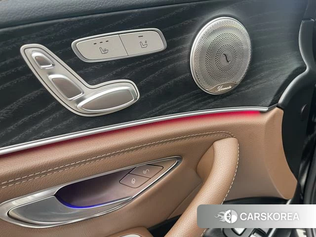 Mercedes-Benz E-class PHEV 2022 Черный из Китая, фото 5