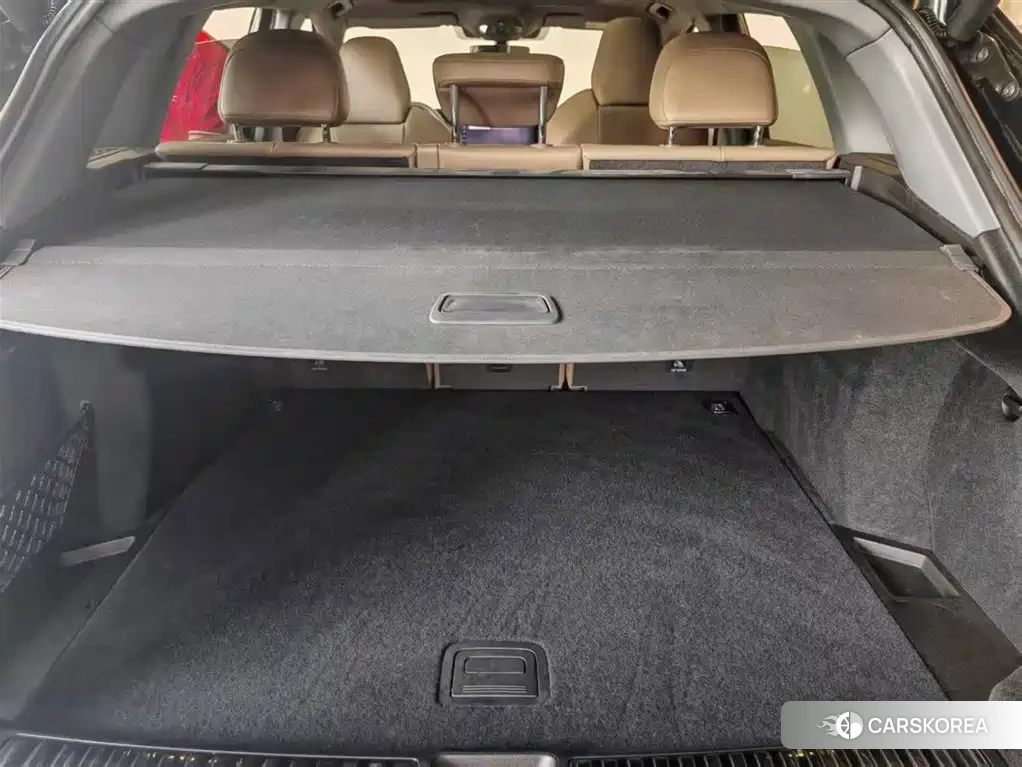 Audi Q5L 2026 Черный из Китая, фото 5