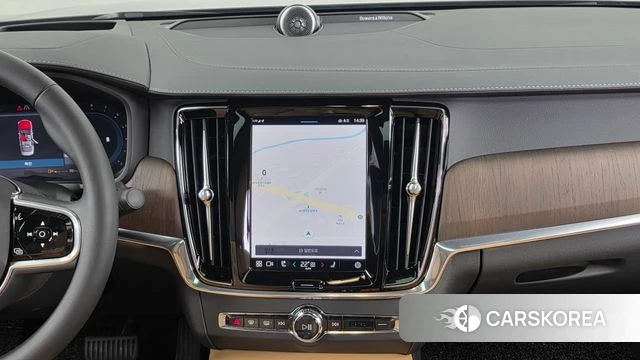 Volvo S90 2023 Коричневый из Кореи, фото 5