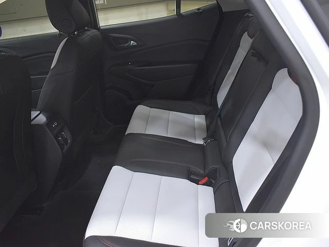 Chevrolet (GM Daewoo) Trax Crossover 2025 Белый из Кореи, фото 5