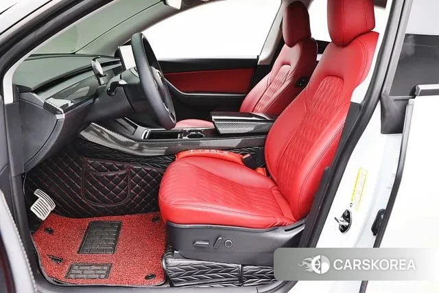 Tesla Model Y 2021 Белый из Кореи, фото 5