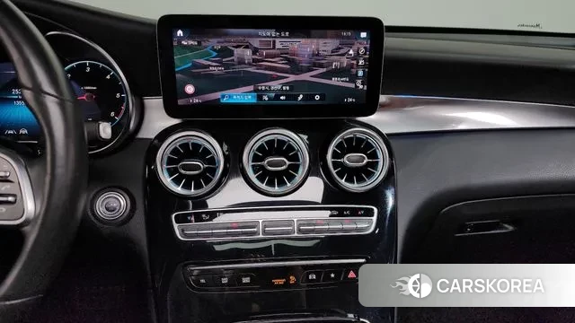 Mercedes-Benz GLC-Class X253 2021 Белый из Кореи, фото 5