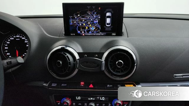 Audi New A3 2018 Белый из Кореи, фото 5