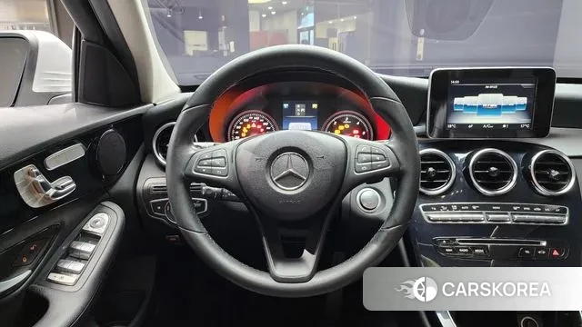 Mercedes-Benz C-Class W205 2018 Серебряный из Кореи, фото 5