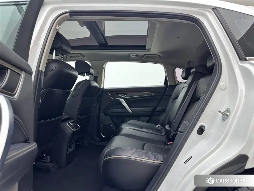 Honda Crown Road 2023 Белый из Китая, фото 5