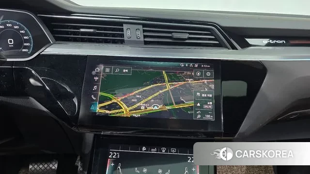 Audi e-Tron 2020 Белый из Кореи, фото 5