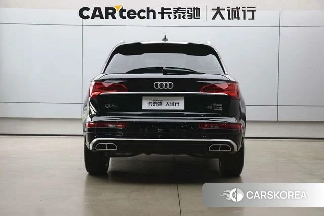 Audi Q5L 2022 Черный из Китая, фото 5