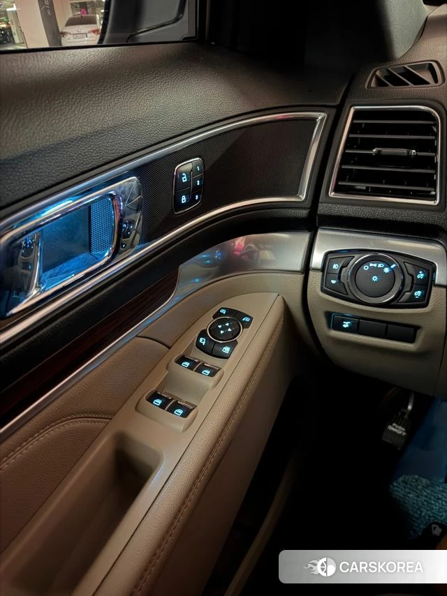 Ford Explorer 2018 Белый из Кореи, фото 5