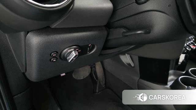 Mini Cooper S 2019 Черный из Кореи, фото 5