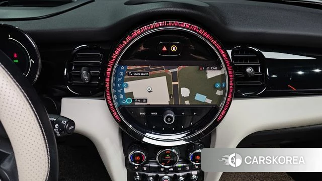 Mini Cooper S 2023 Зеленый из Кореи, фото 5