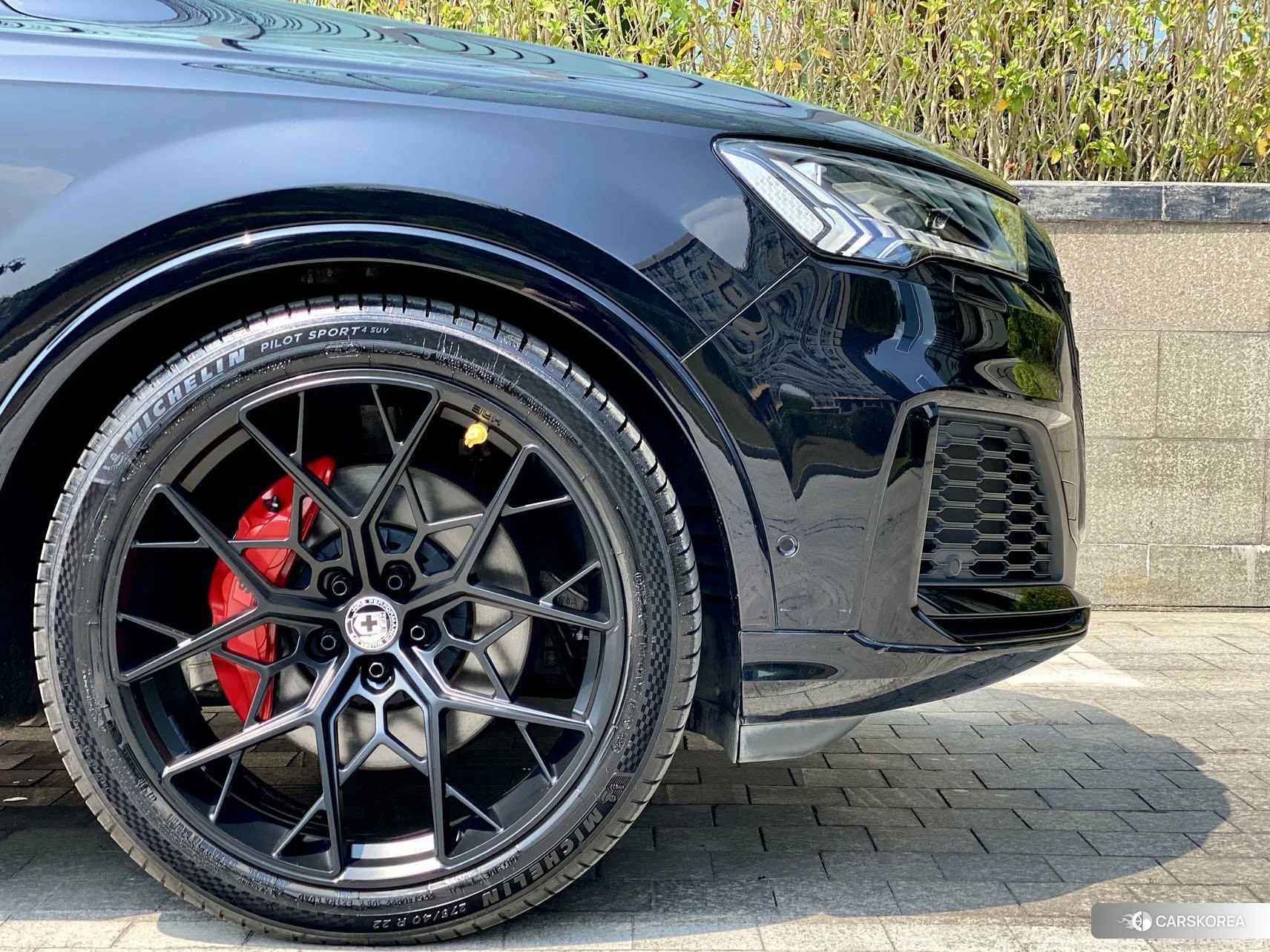 Audi Q7 2020 Черный из Китая, фото 5