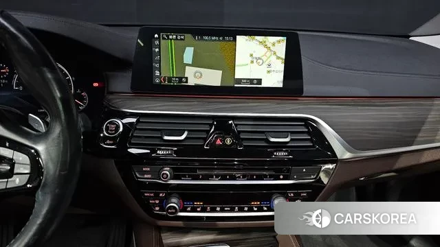 BMW 5 Series (G30) 2018 Серый из Кореи, фото 5