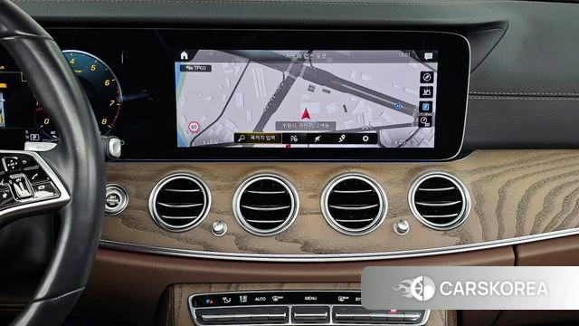 Mercedes-Benz E-Class W213 2022 Синий из Кореи, фото 5