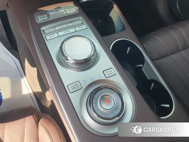 Genesis GV70 2023 Белый из Кореи, фото 5