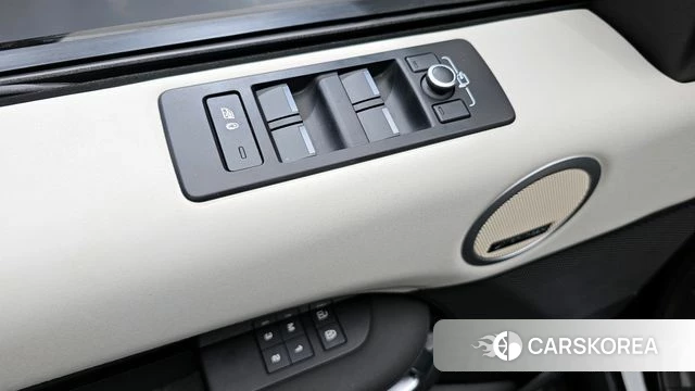 Land Rover Discovery 5 2022 Черный из Кореи, фото 5