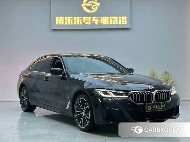 BMW 5 series 2023 Черный из Китая, фото 5