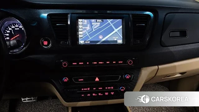 Kia The New Carnival 2018 Белый из Кореи, фото 5