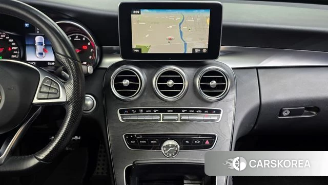 Mercedes-Benz C-Class W205 2018 Белый из Кореи, фото 5