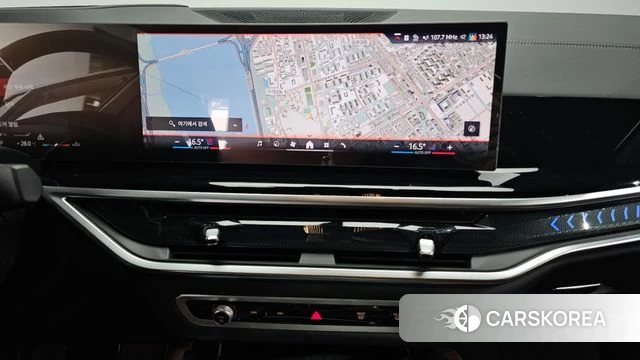 BMW X6 (G06) 2025 Черный из Кореи, фото 5