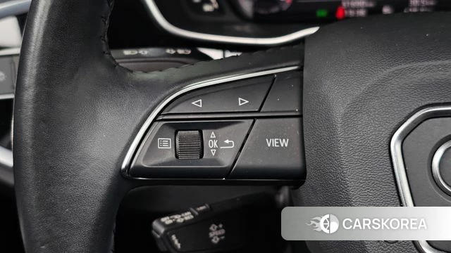 Audi Q3 (F3) 2020 Белый из Кореи, фото 5